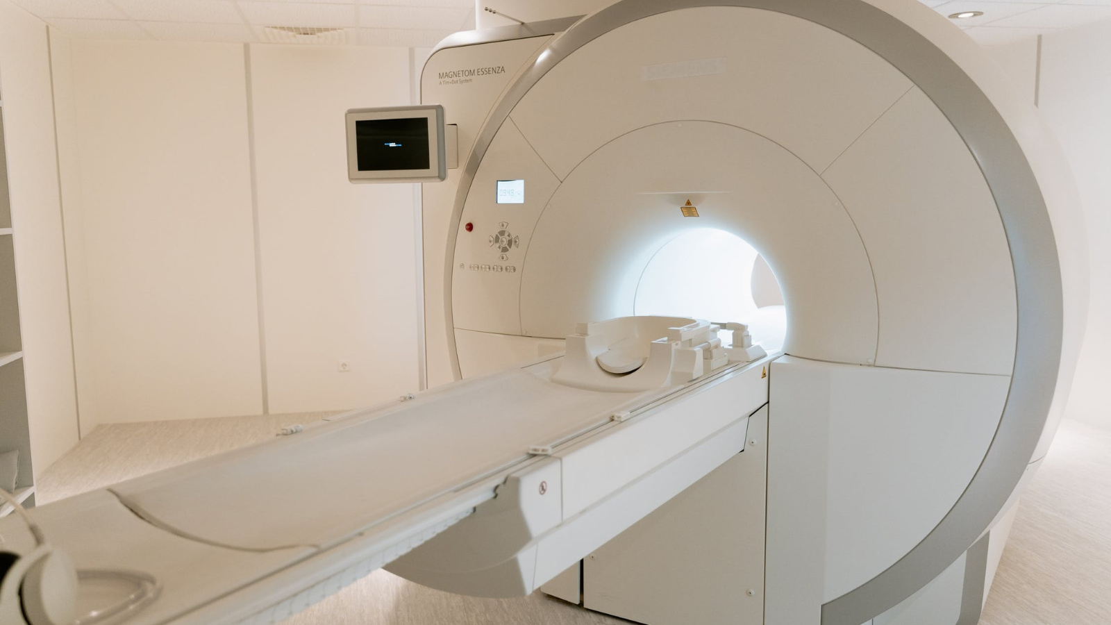 The Role of CT Scans in Cancer Detection } Echelon Health